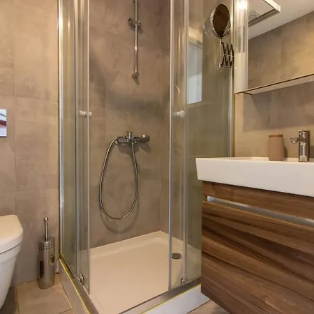 New 2br W Parking + Free Shuttle #32 Istambul